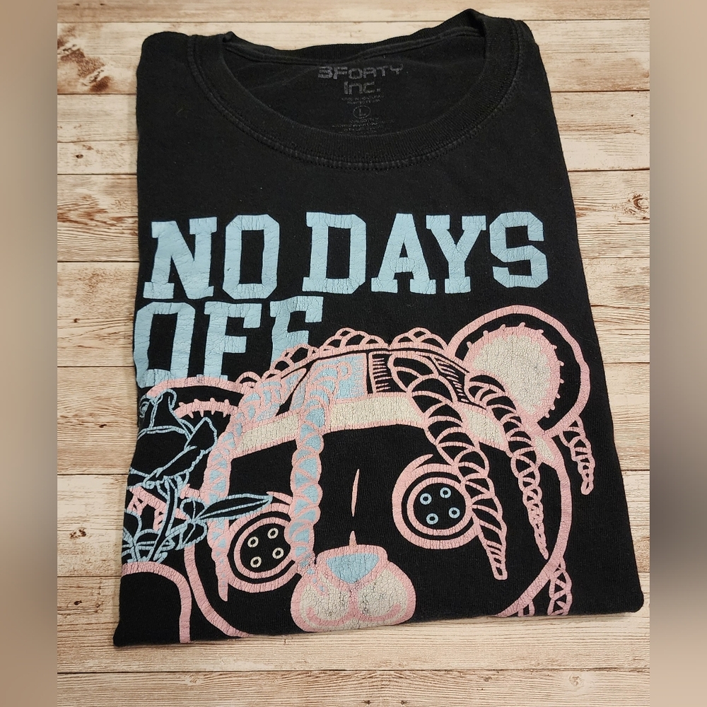 3Forty Inc No Days Off Tee - Large